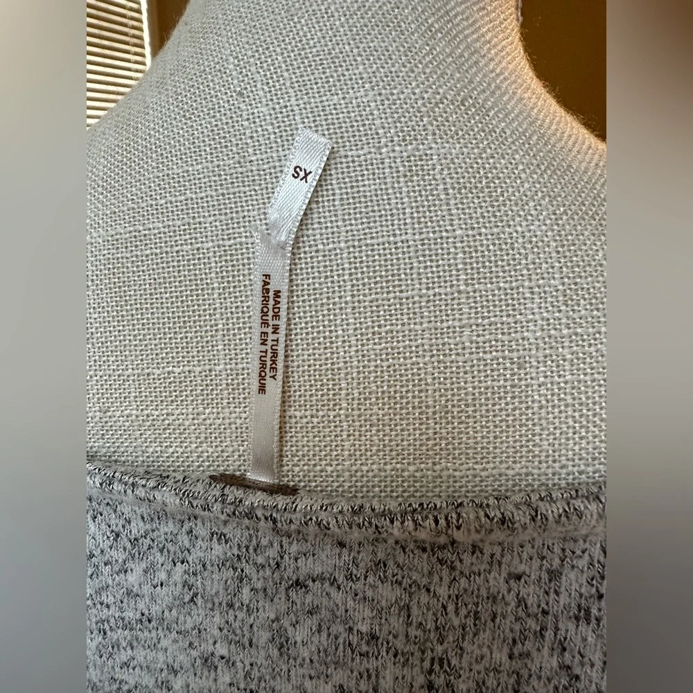 Free People Gray Long Sleeve Twist Front Top - Picture 5 of 5